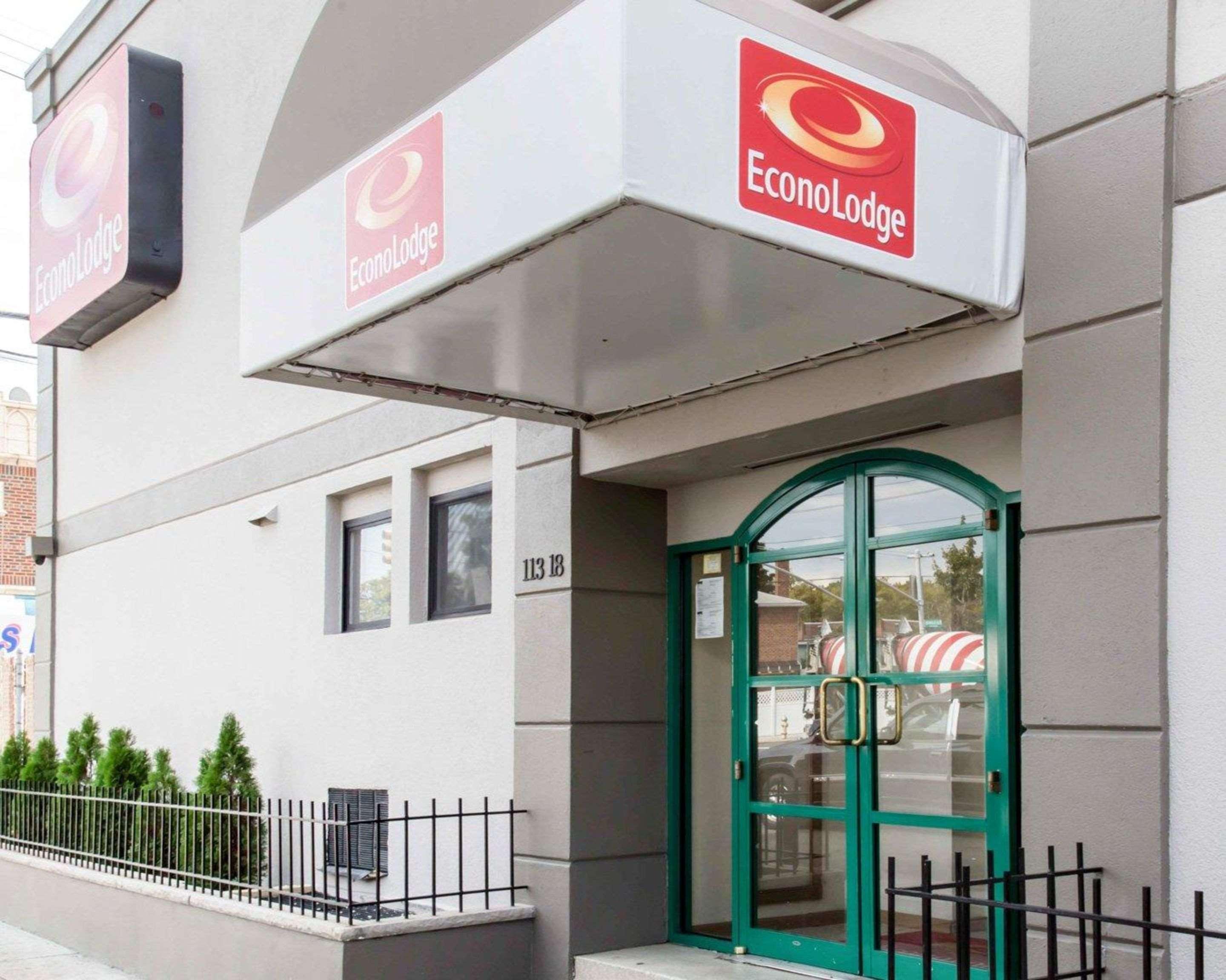 Econo Lodge South Ozone Park New York Exterior photo
